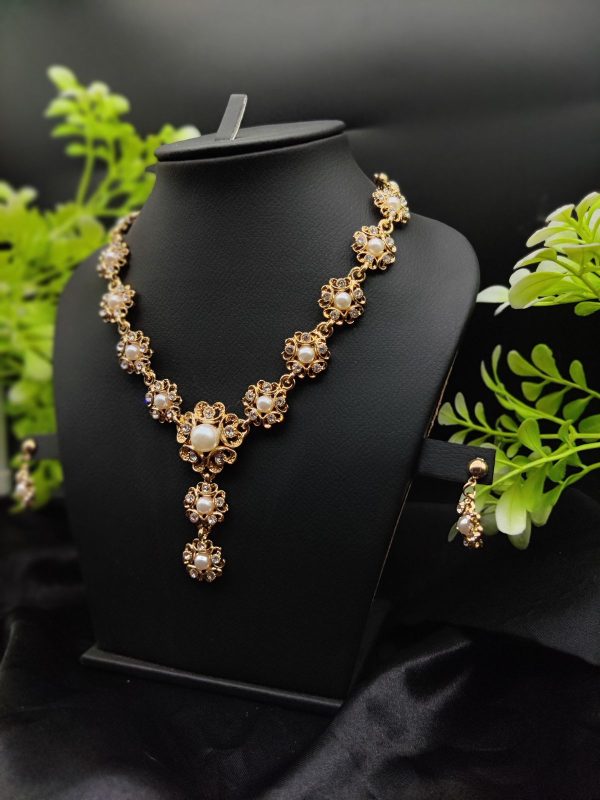 Majestic Pearl Flower Necklace Set 🌸✨ | Best Quality Necklace For Girls & Women | Artificial Jewellery